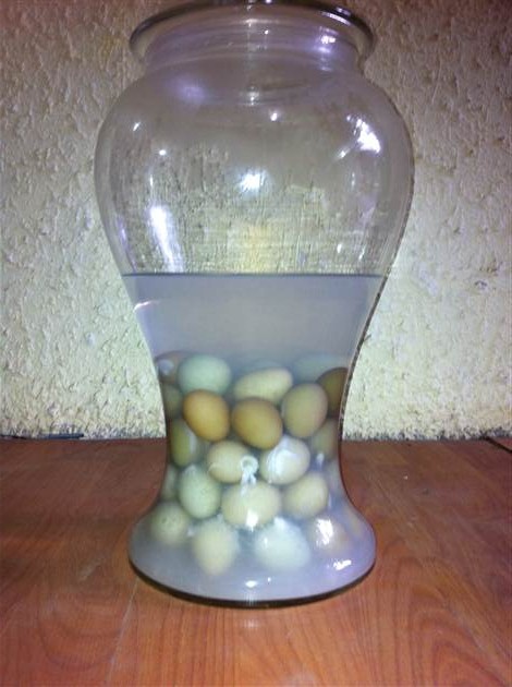 Cách làm trứng chim trĩ ngâm rượu