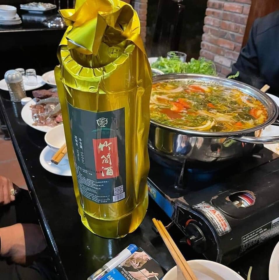 Kỹ thuật ủ rượu ống tre của người Trung Quốc