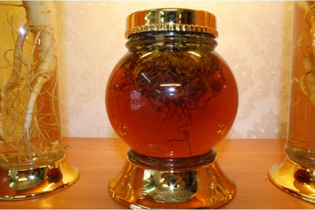 ĐÔNG TRÙNG HẠ THẢO NÀO NGÂM RƯỢU TỐT NHẤT?